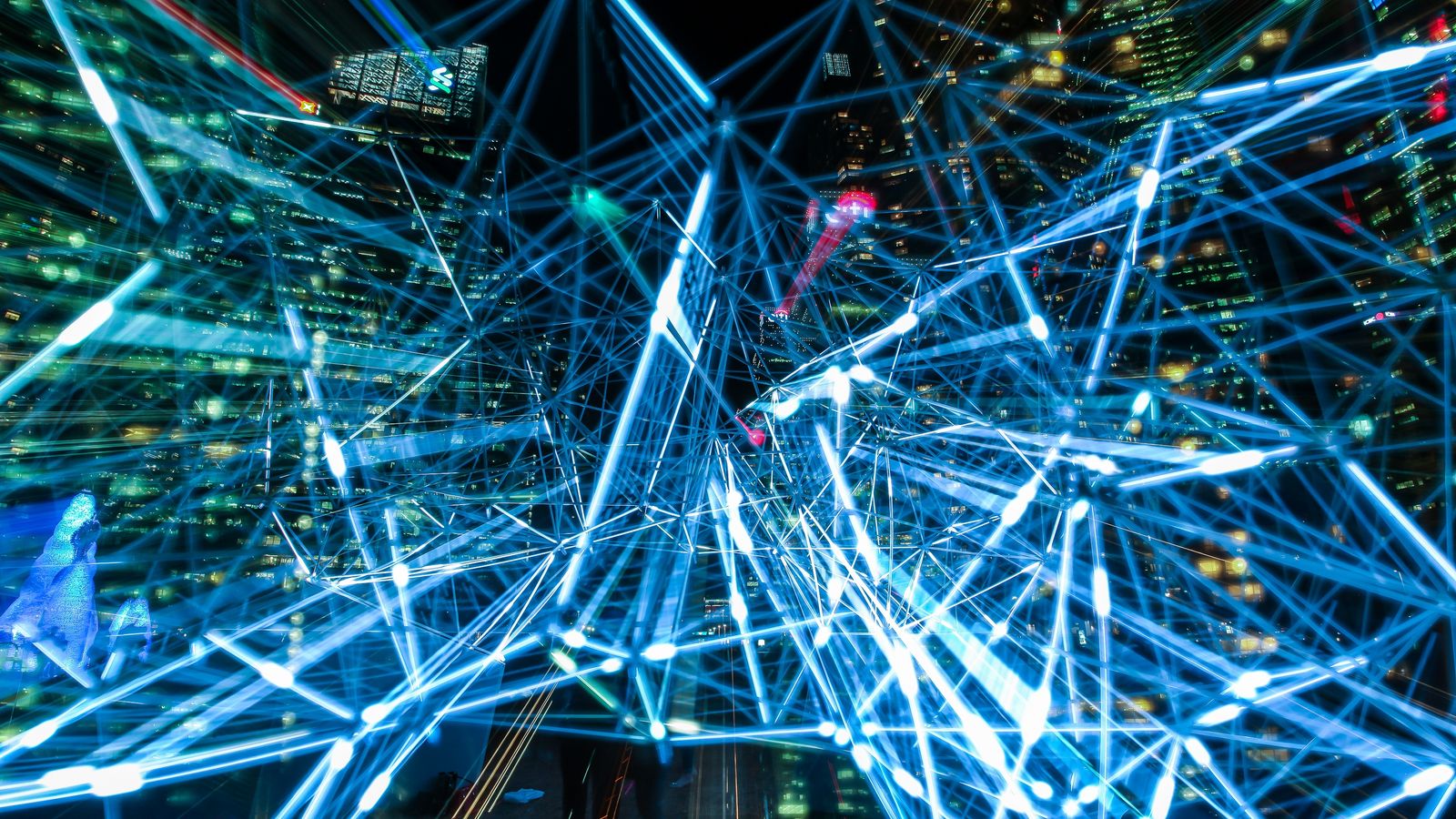 Home networking and internet technology comparing wired and wireless setups