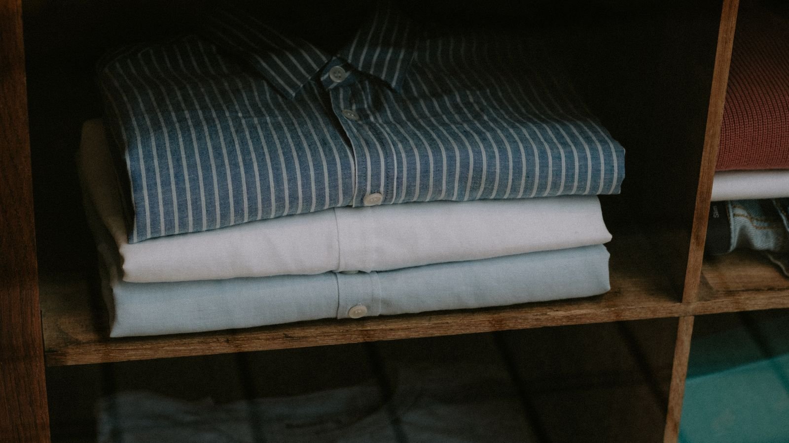 How to Choose Vacuum Storage Bags for Seasonal Clothing