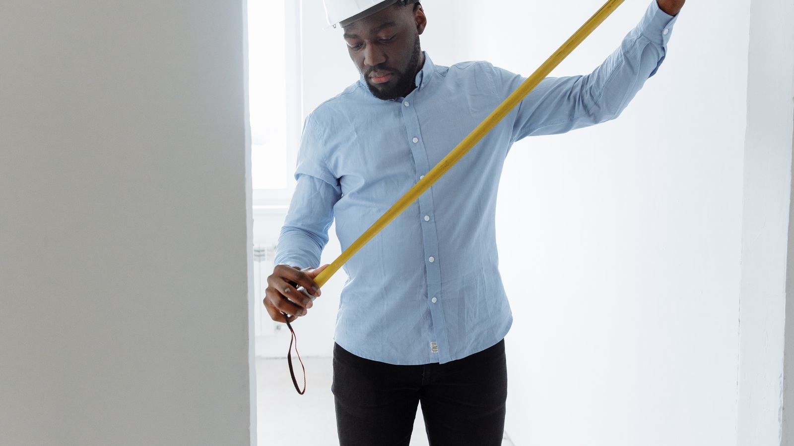 How to Measure a Room for New Furniture Correctly