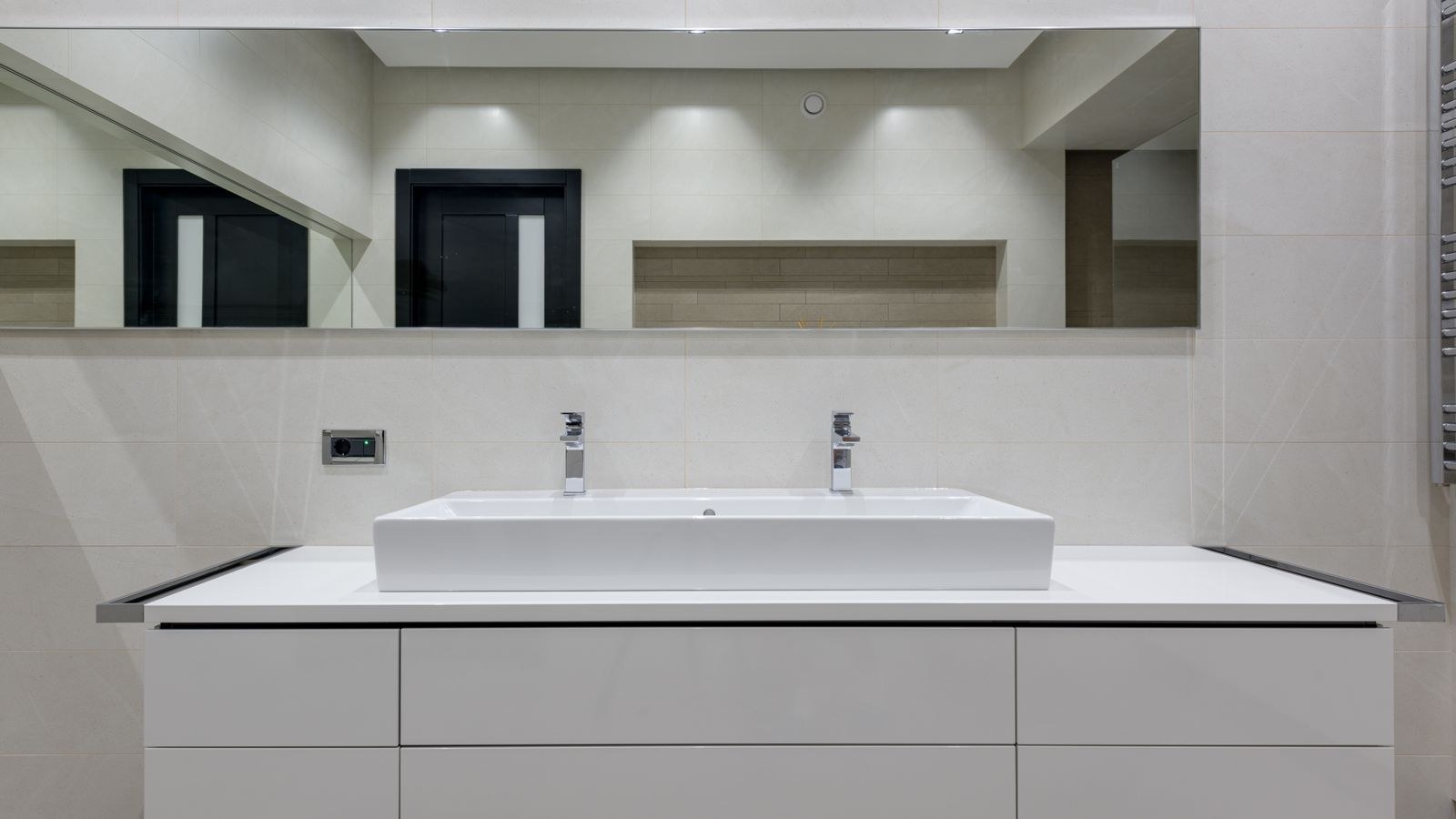 How to Replace a Bathroom Vanity Light Bar