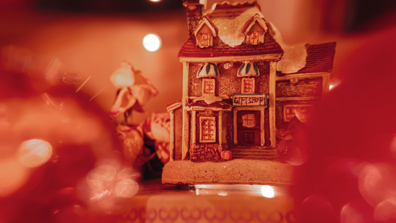 How to Set Up Outdoor Timers for Holiday Lights