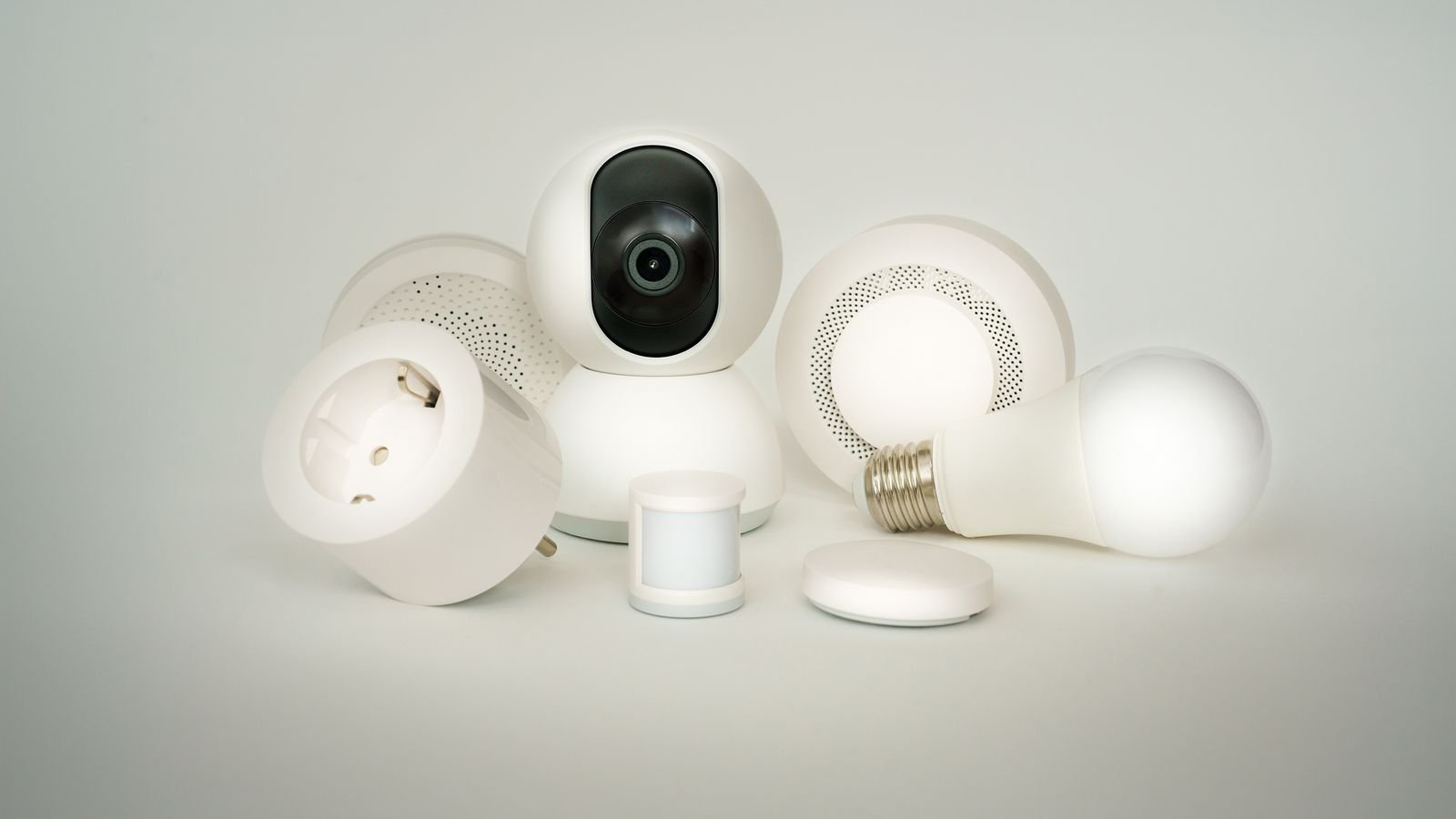 How to Set Up Zigbee or Z-Wave Devices with a Hub