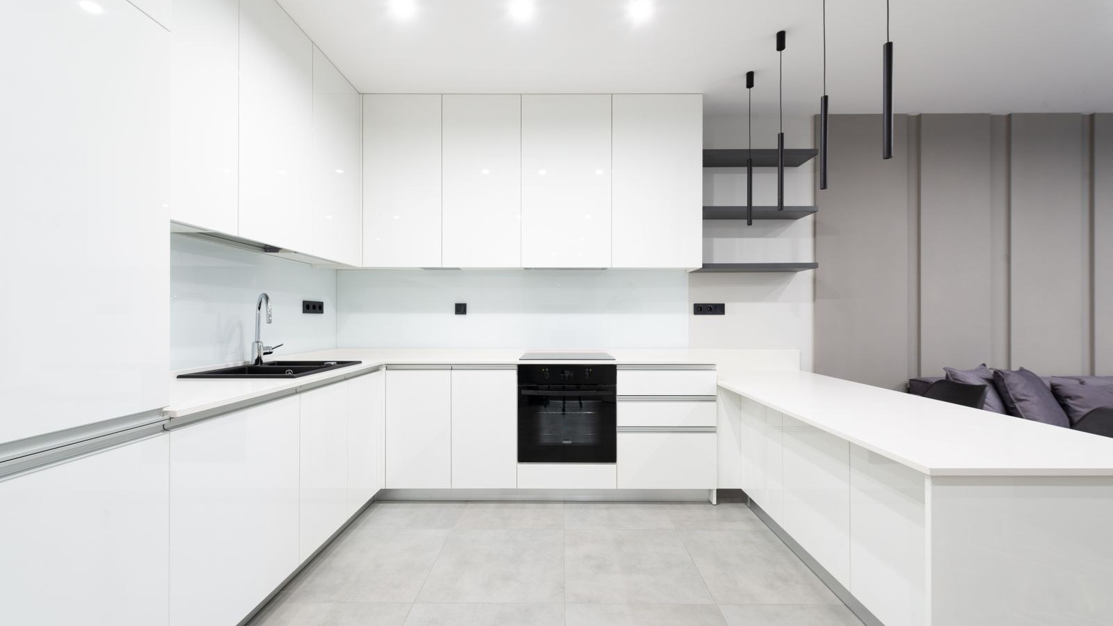 How to Space Recessed Lights in a Kitchen Ceiling