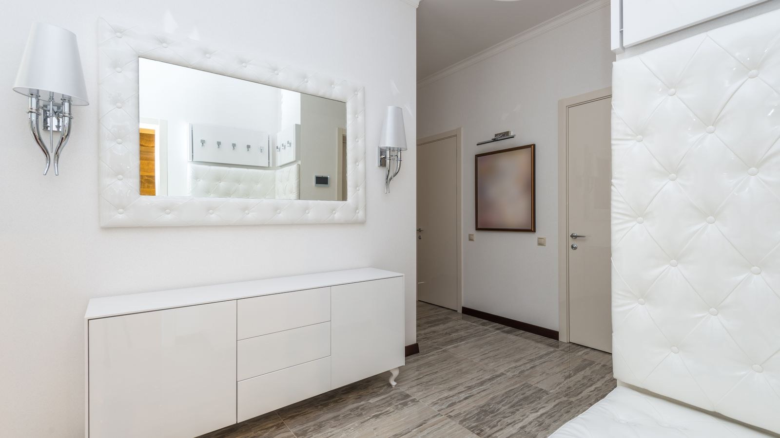 Mirror Buying Guide: Size, Shape and Placement