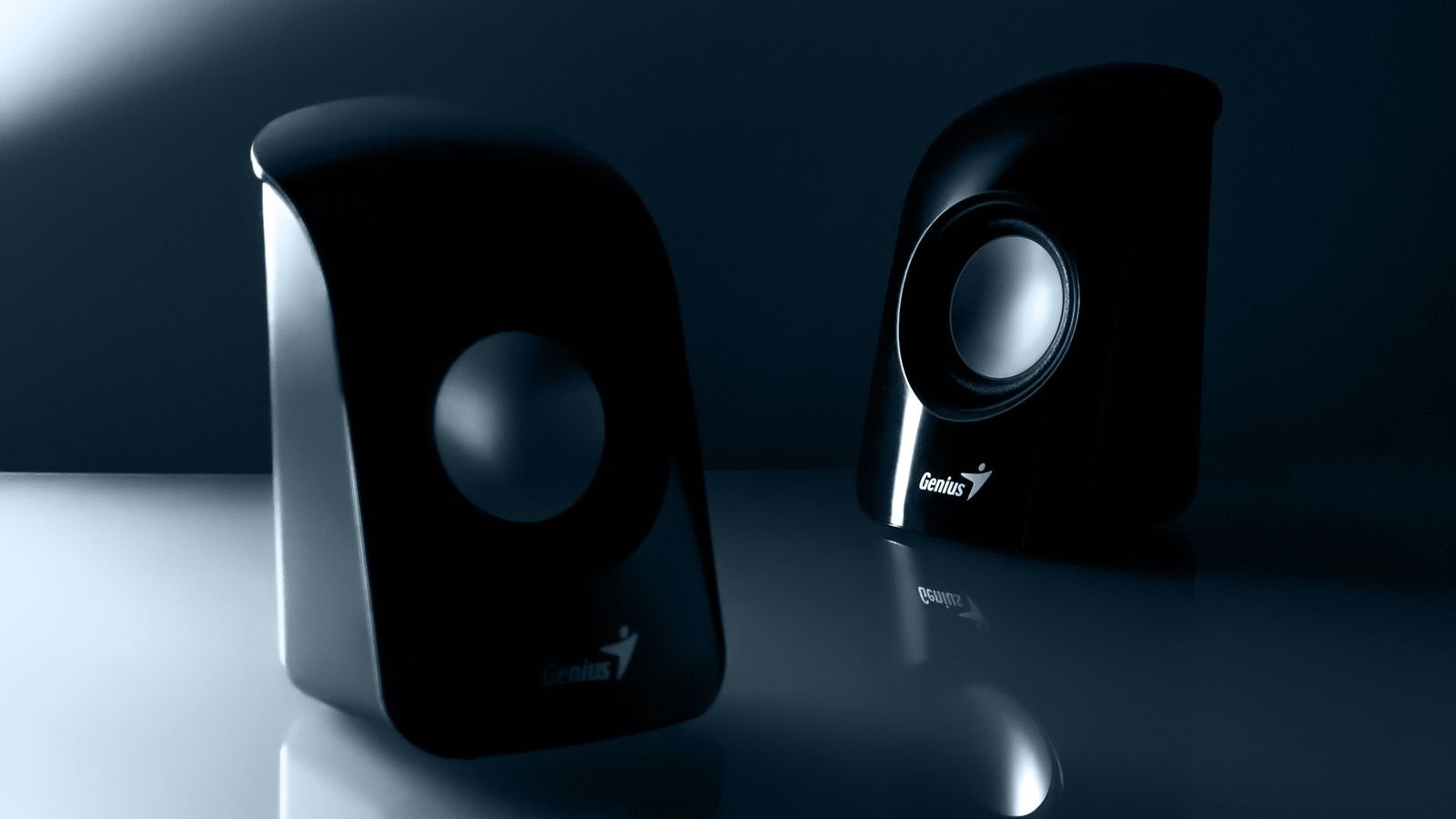 How to Position Desktop Speakers for Better Sound