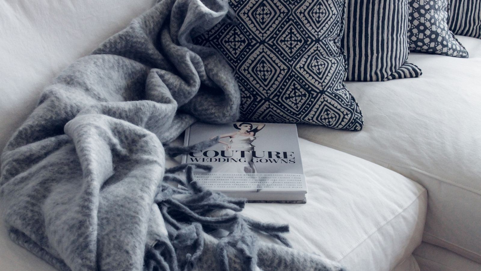 Seasonal Decorating Guide: Swap Textiles by Season