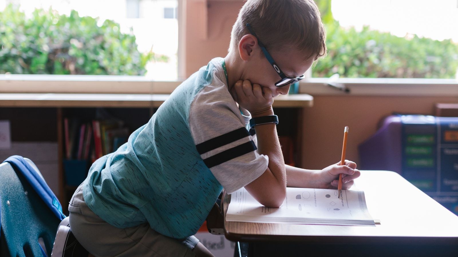 How to Set Up a Homework Desk for Your Child