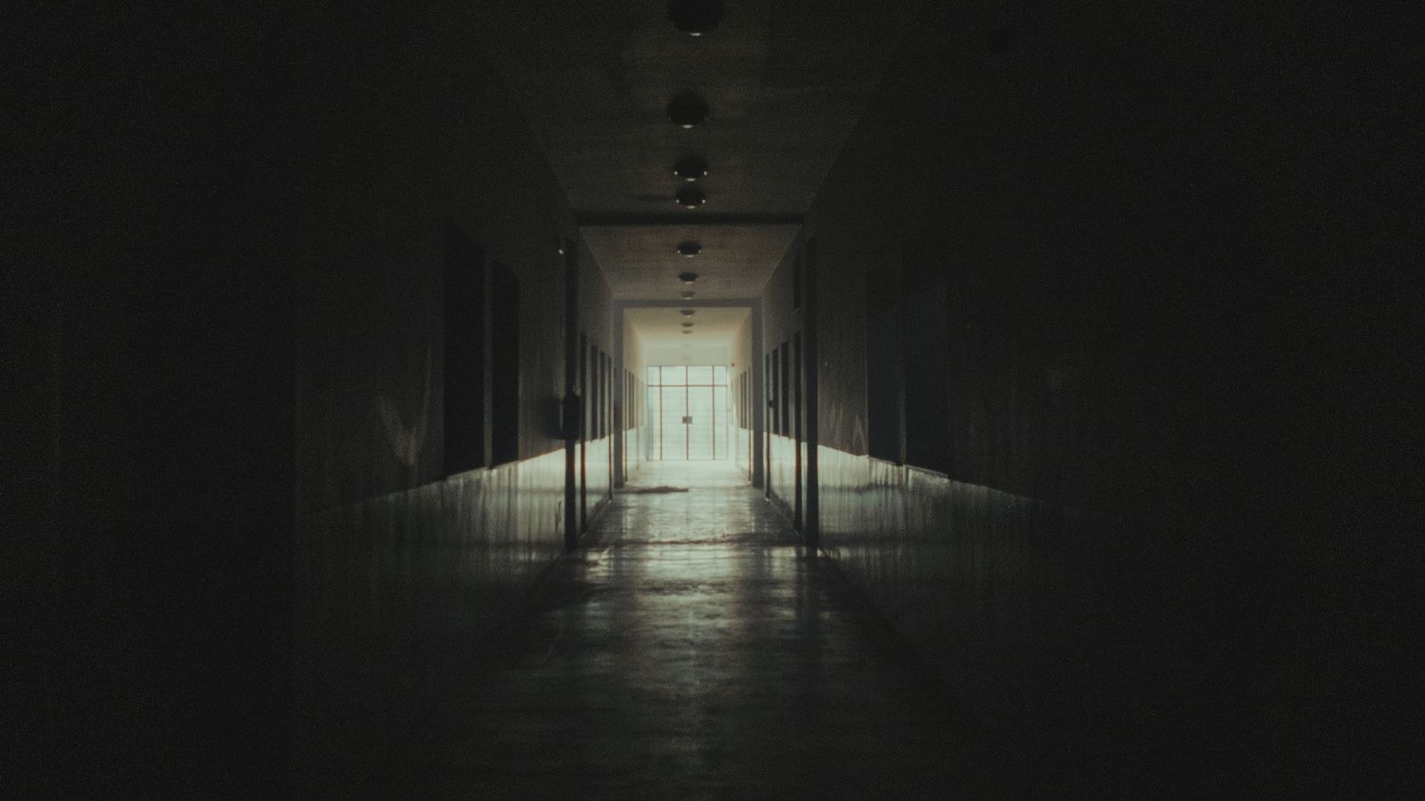 Warm automated night light illuminating a staircase after motion detection