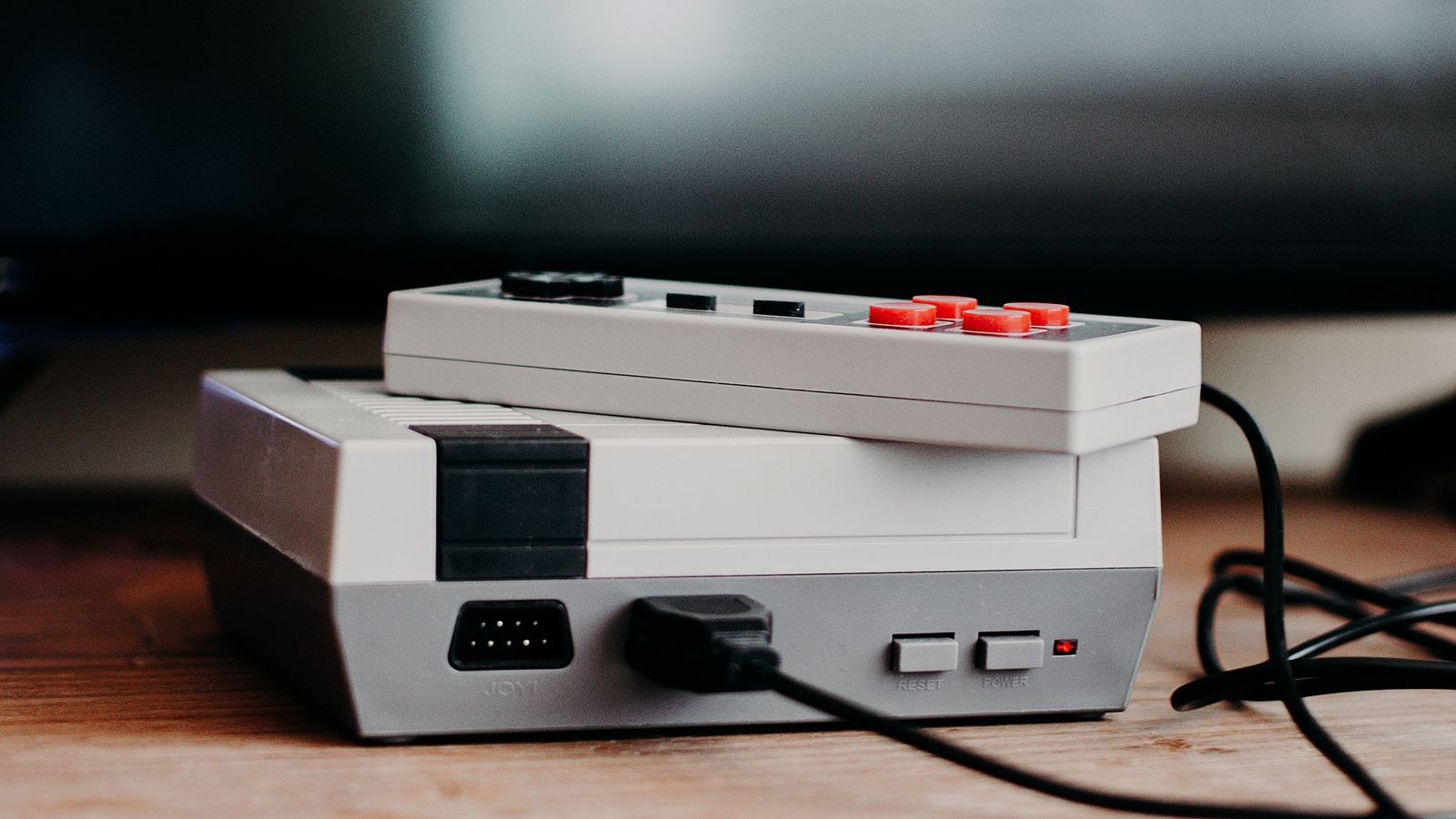 Controller in use during a low latency cloud gaming session at home