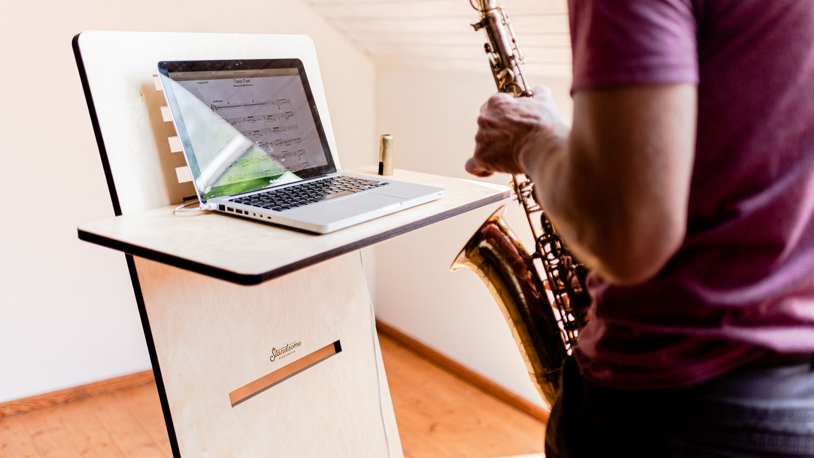 Sit-Stand Desk Health Benefits: The Complete 2026 Guide