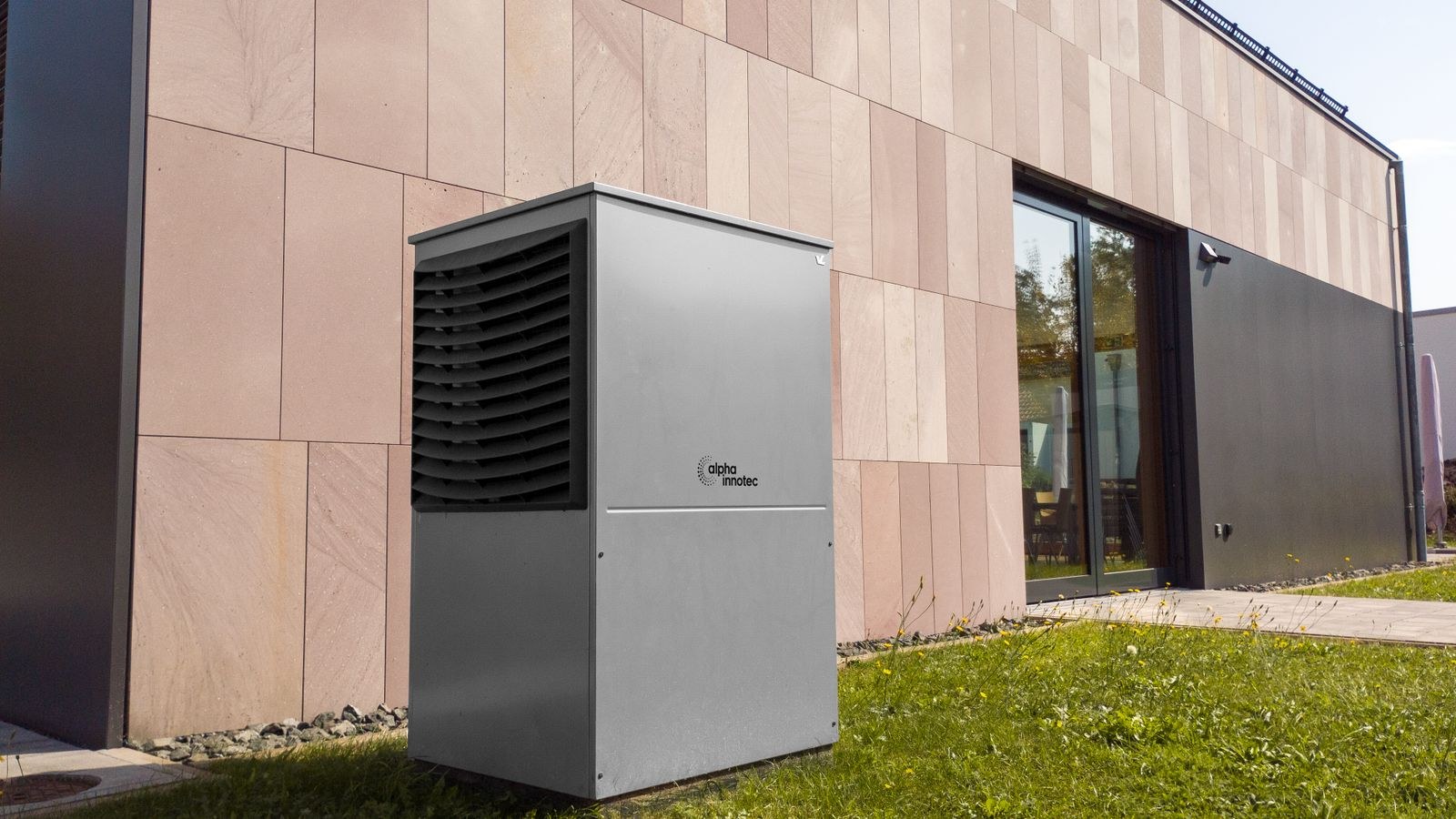 Smart Thermostats for Heat Pumps: Compatibility Guide