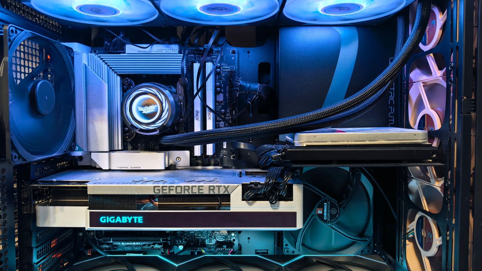 How to Safely Transport a Desktop PC When Moving