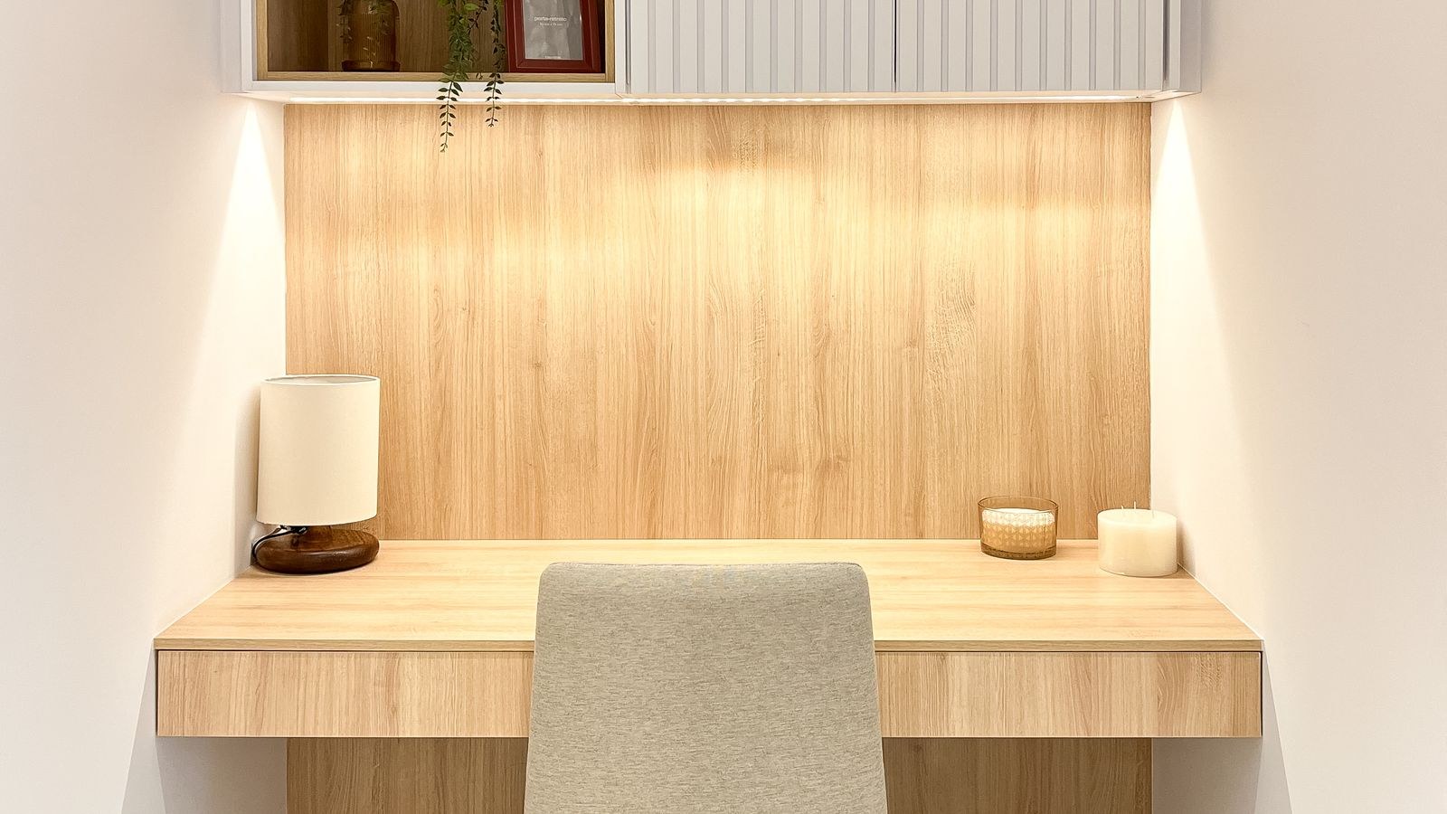 Wall-Mounted Desk Guide: Weight Limits and Depth